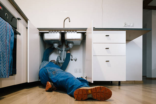 Professional Drain Cleaning technician working in El Paso, TX